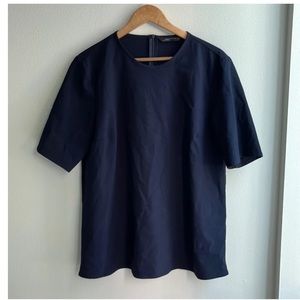 Zara Women Shirt/Dress size L
Fits like a small